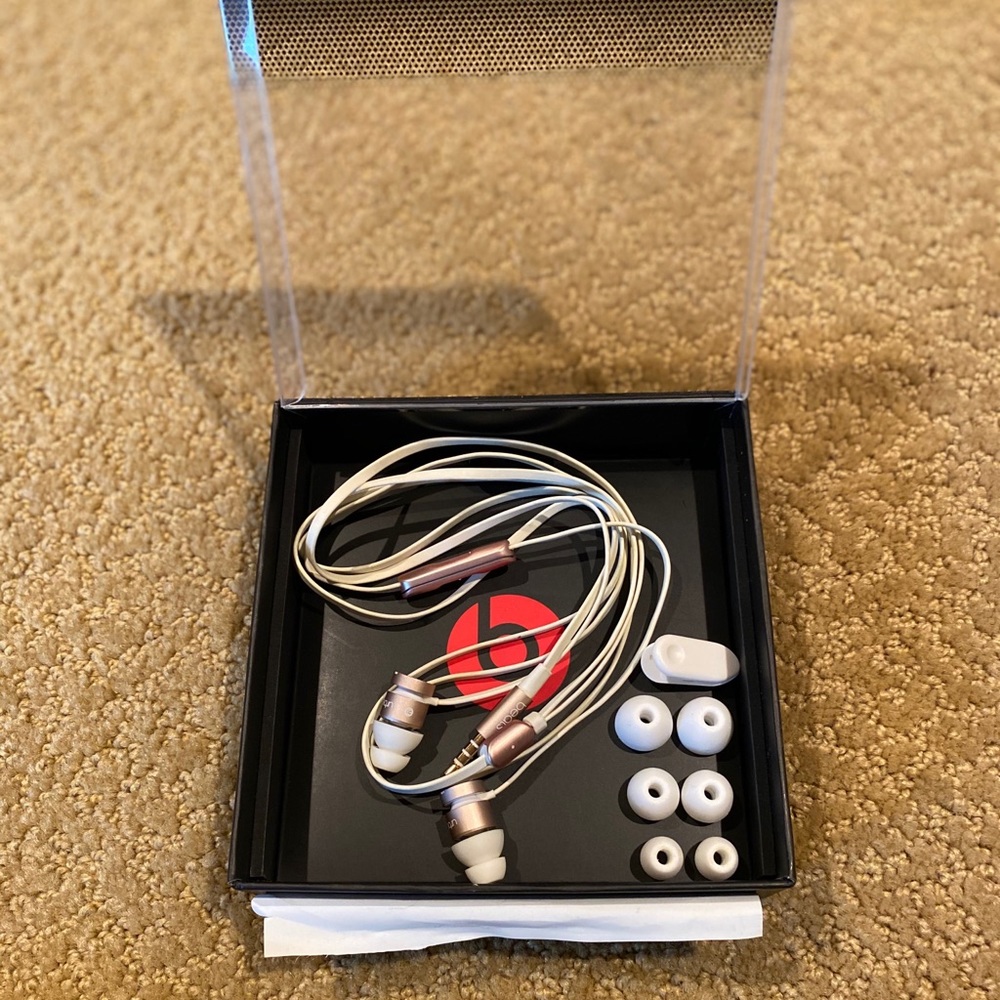 Beats urBeats Earphones 3.5mm Plug Rose Gold